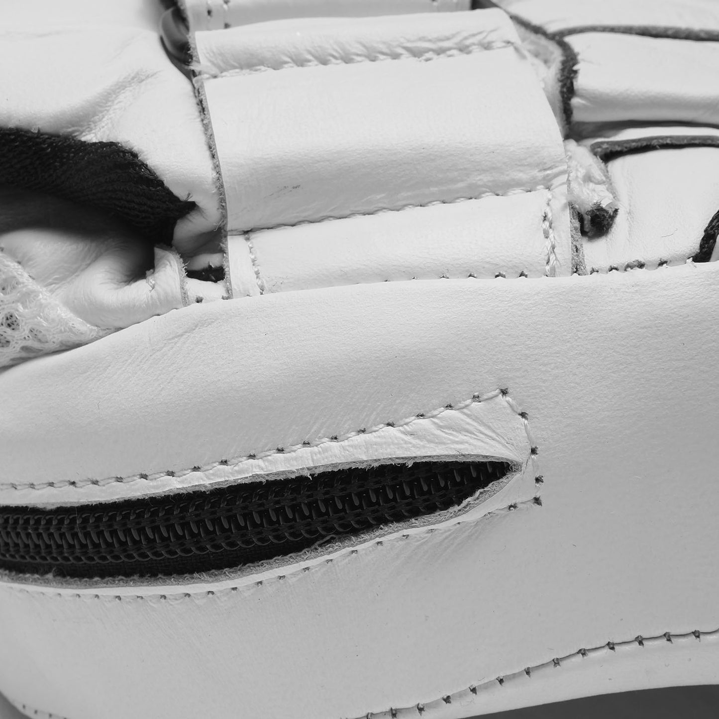 TUF WEAR INFINITY ELITE LEATHER CUBAN PADS