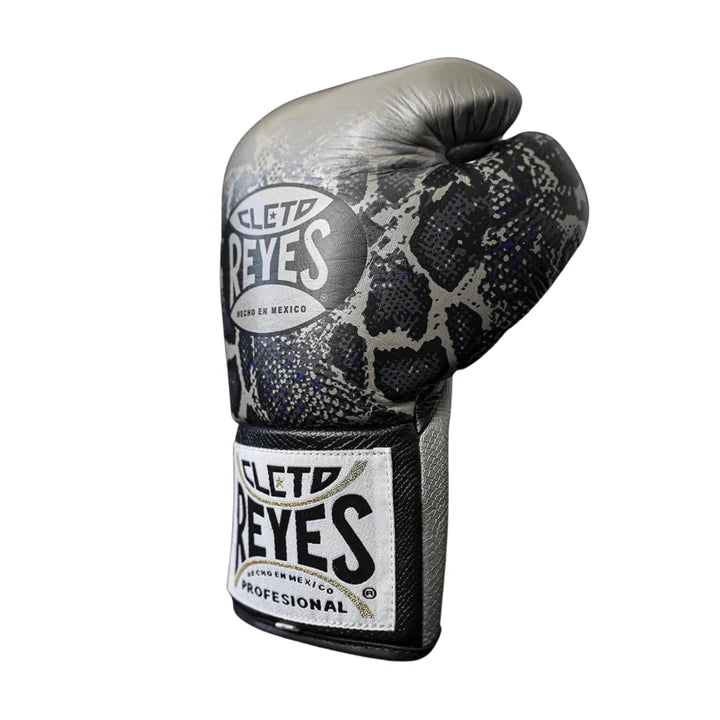 CLETO REYES OFFICIAL PROFESSIONAL FIGHT GLOVES