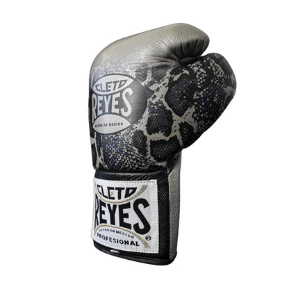 CLETO REYES OFFICIAL PROFESSIONAL FIGHT GLOVES
